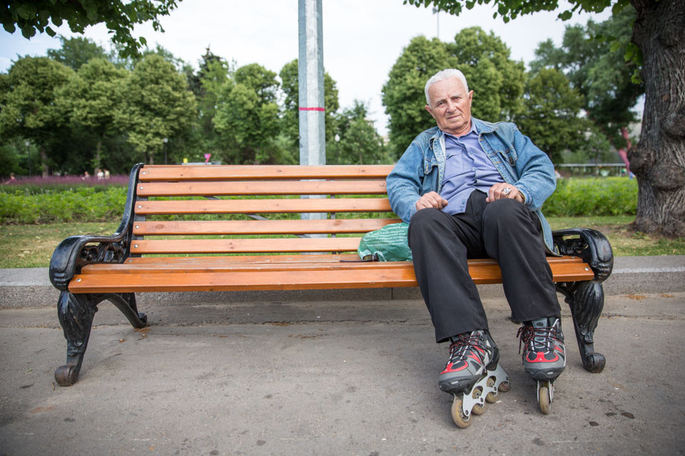 Vladimir: 77 Year-Old on Skates